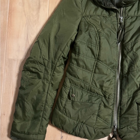 Vintage Free People Army Green Puffer Jacket with Velvet Trim Size 12 - Picture 3 of 9